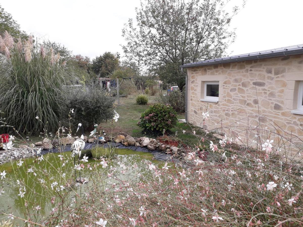 شقة Charmant Studio 35M² Au Calme Proche Du Circuit Saint-Gervais en-Belin المظهر الخارجي الصورة