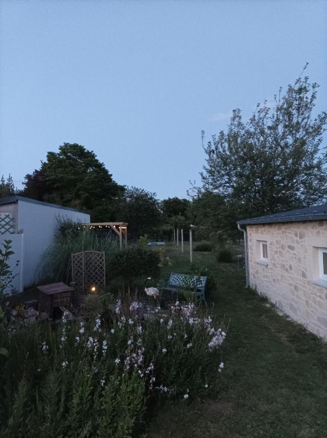 شقة Charmant Studio 35M² Au Calme Proche Du Circuit Saint-Gervais en-Belin المظهر الخارجي الصورة
